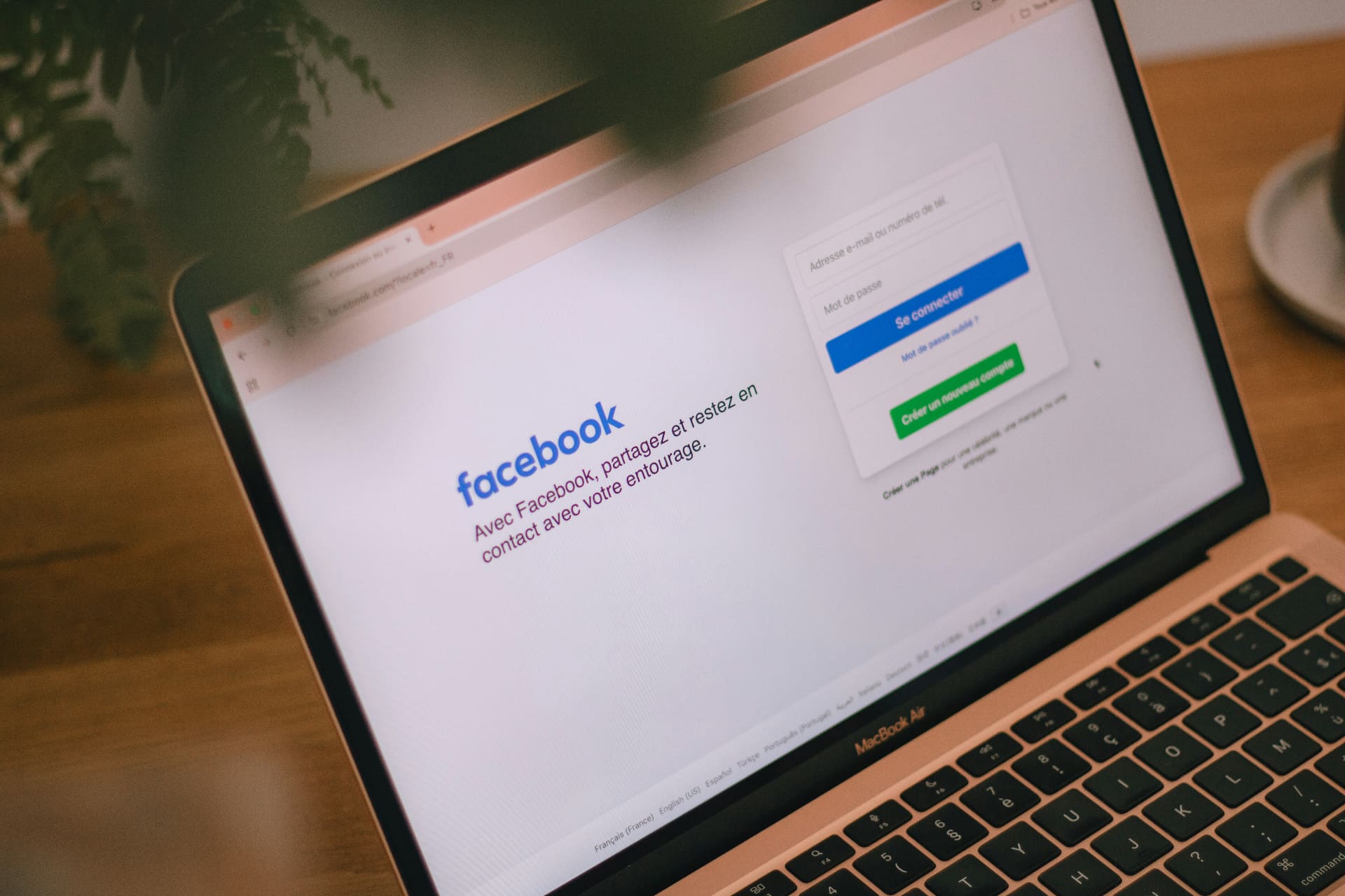 How to Run a Social Media Audit in Under an Hour — Social Media Strategy guide by Compelite Pro